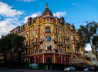 Аналіз енергоефективності та перегляд компонентів енергоефективності для розвитку готелю «Лейпциг», Київ, Україна – 2011